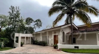 Casa en Venta en Exclusivo Coto San Xoaquin Al Sur de Puerto Vallarta