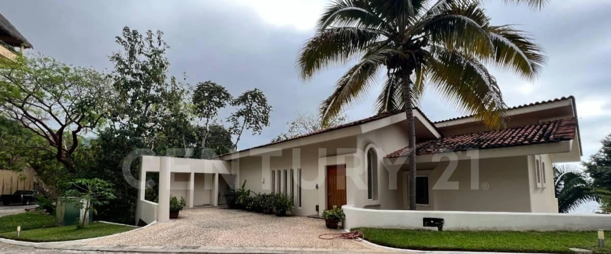 Casa en Venta en Exclusivo Coto San Xoaquin Al Sur de Puerto Vallarta